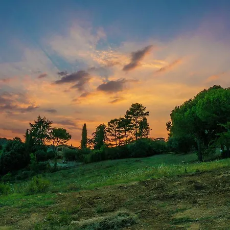 In With Pool And Tuscan Views Σπίτι διακοπών